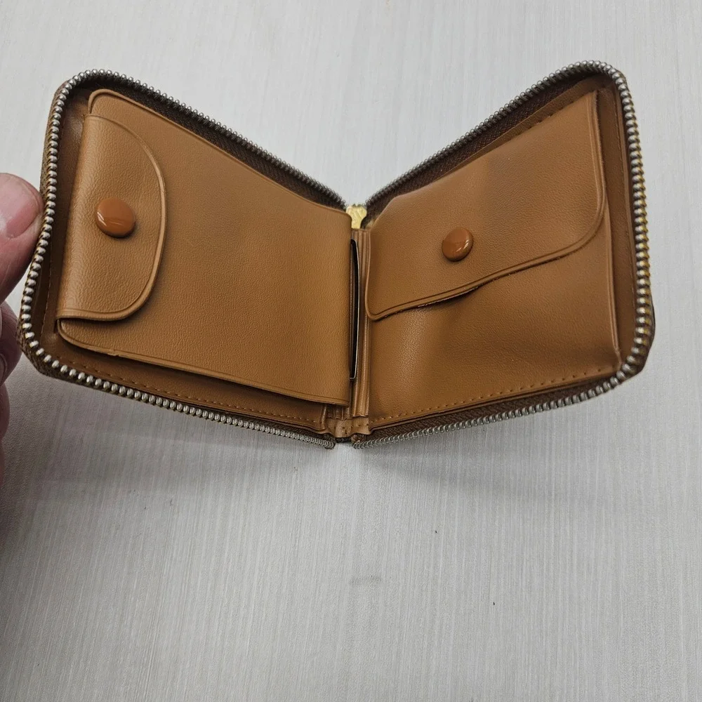 Vintage Hand‎ Tooled Leather Horse Wallet Brown Zip Around Bifold Wallet